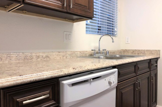 Floorplan - Sun Valley Gardens Apartments | Comfortable Living in El Cajon, CA