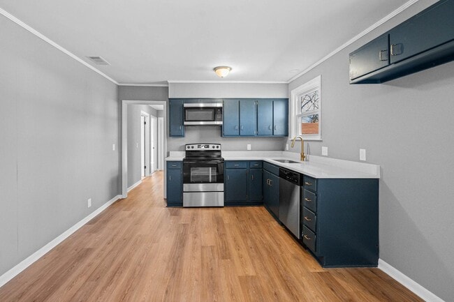 Building Photo - 3314 Lockwood Ct SW