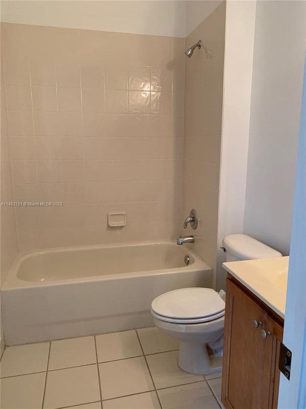 Building Photo - 1727 San Benito Way