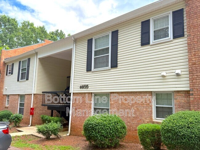 Building Photo - 4605 Coronado Dr