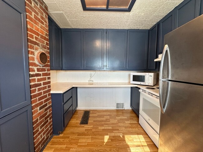 Building Photo - 1520/1522 McPherson Ave