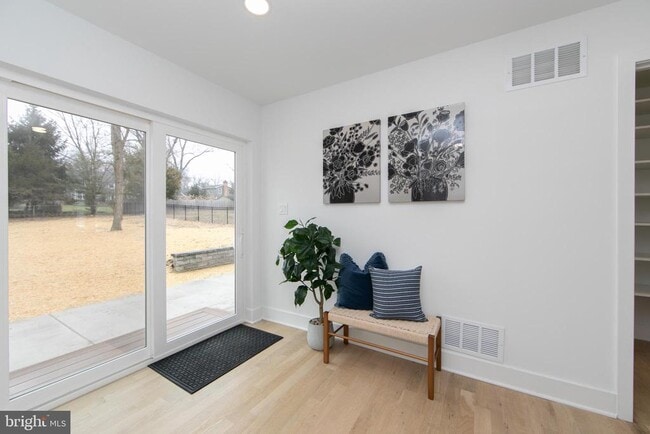 Building Photo - 371 Kresson Rd