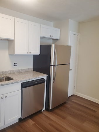 Building Photo - 50 Francis St