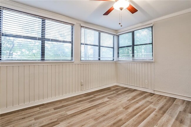 Building Photo - 111 Maison Pl NW