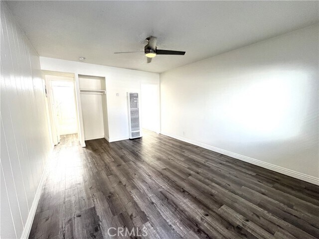 Building Photo - 12926 Doty Ave