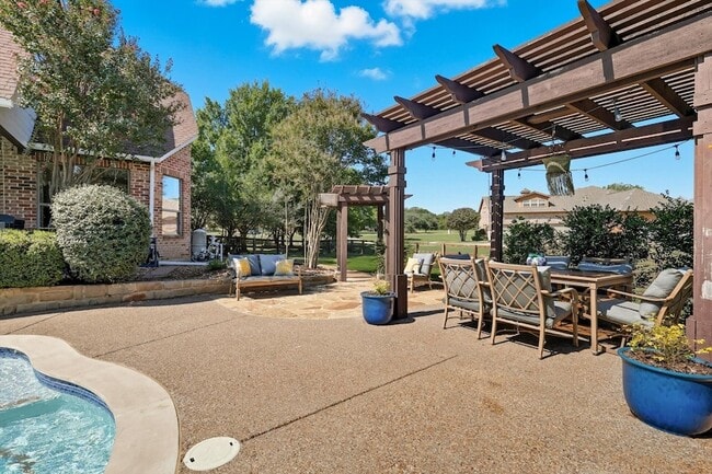 Building Photo - 7889 Steeplechase Cir