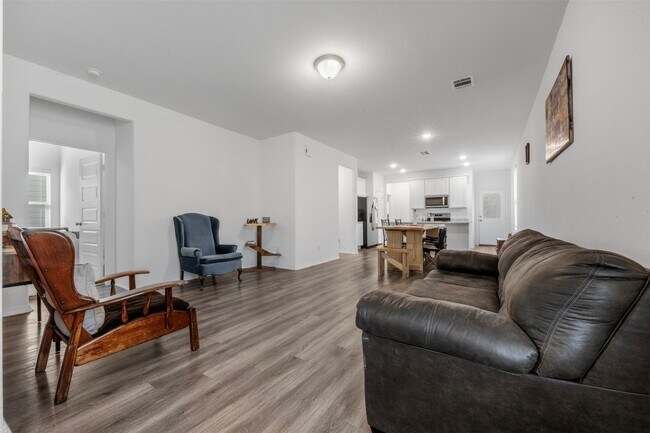 Building Photo - 21214 George Vancouver Ct