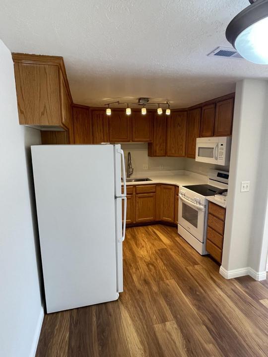 Building Photo - 1439 S 430 W