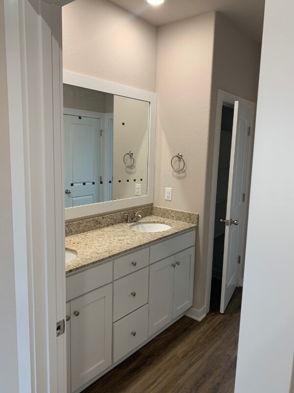 Building Photo - 403 N Otoe St