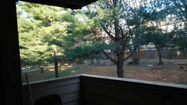 Building Photo - 19305 Club House Rd