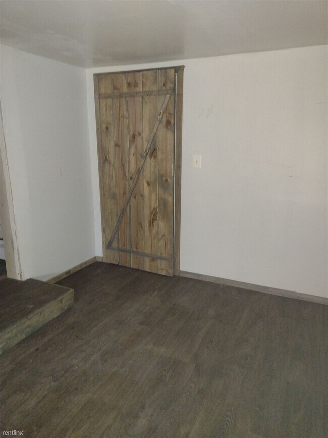 Building Photo - 2 br, 1 bath House - 473 Myrtle Street