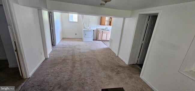 Building Photo - 6120 Otis St