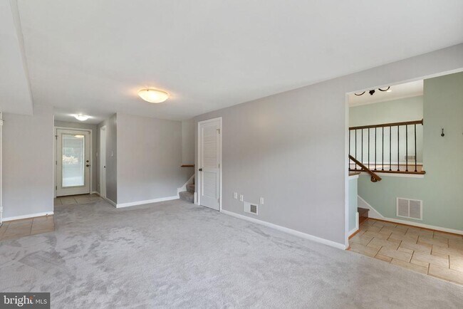 Building Photo - 1805 Ingemar Ct