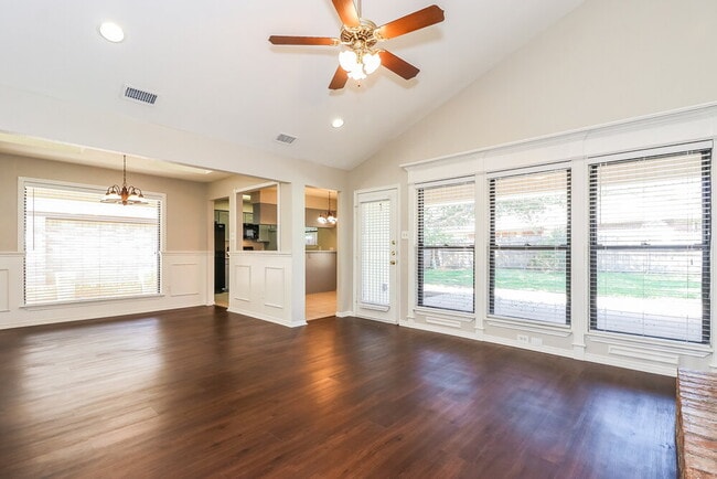 Building Photo - 3816 Ashley Ln