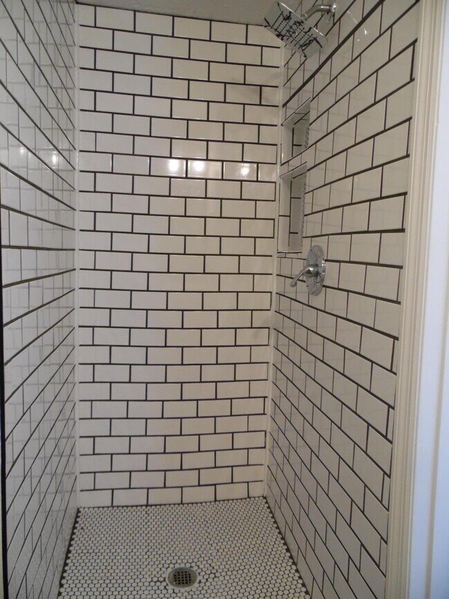 Building Photo - 2800 Kasey Ct