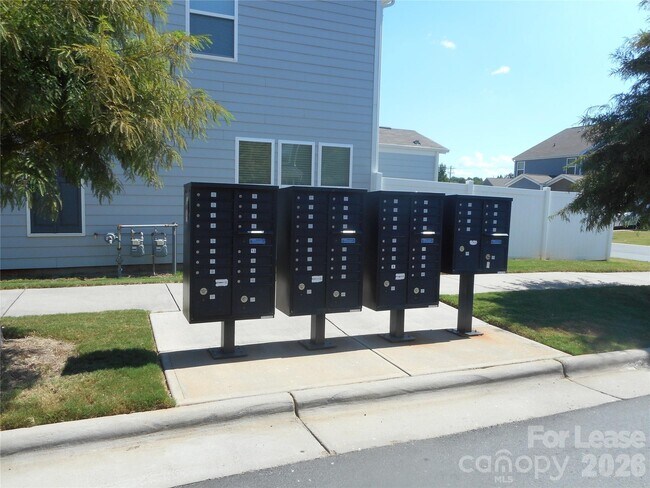 Building Photo - 5522 Harris Cove Dr