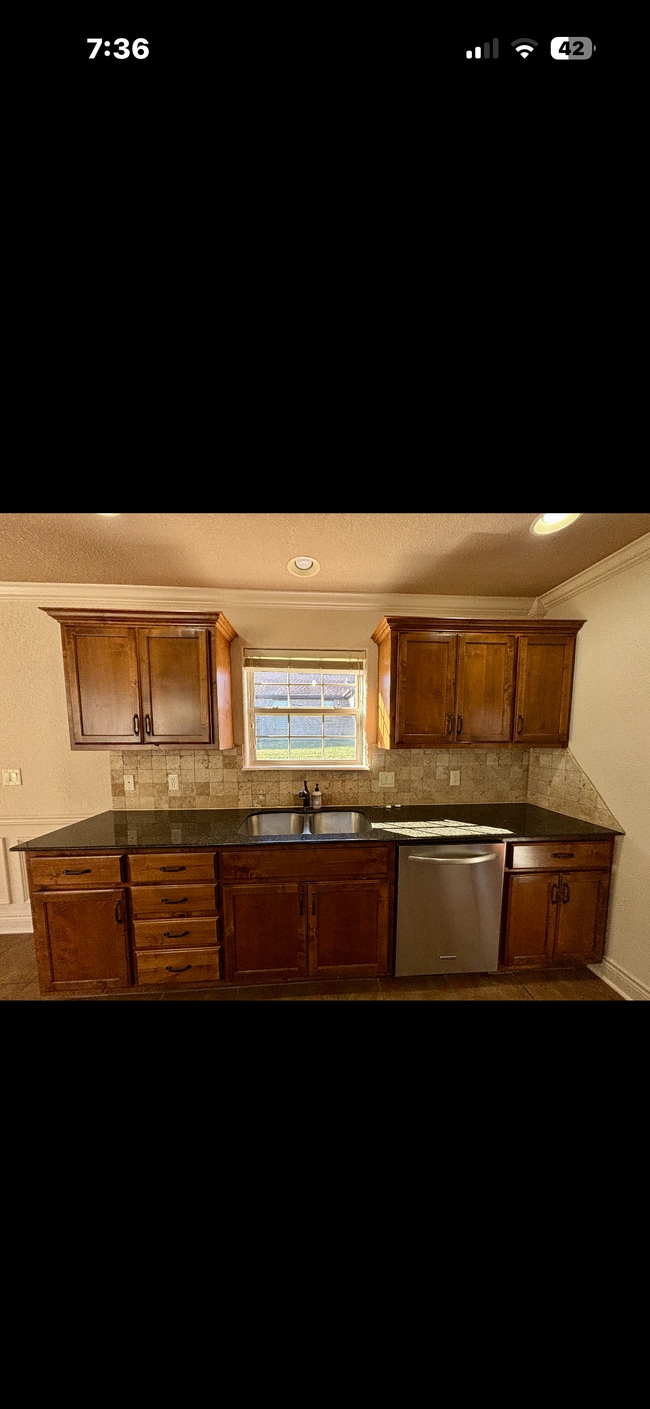 Building Photo - Branson Creek