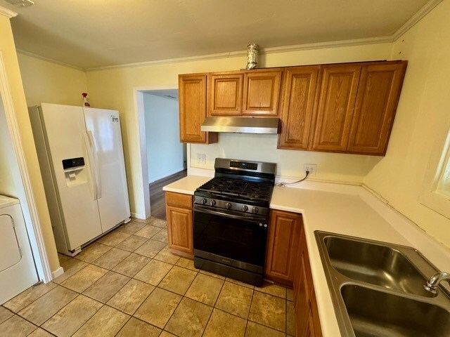 Building Photo - 352 Bonita St