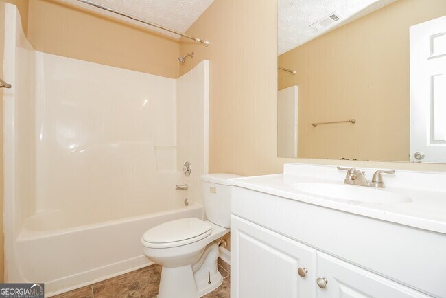 Building Photo - 108 Cobblestone Dr