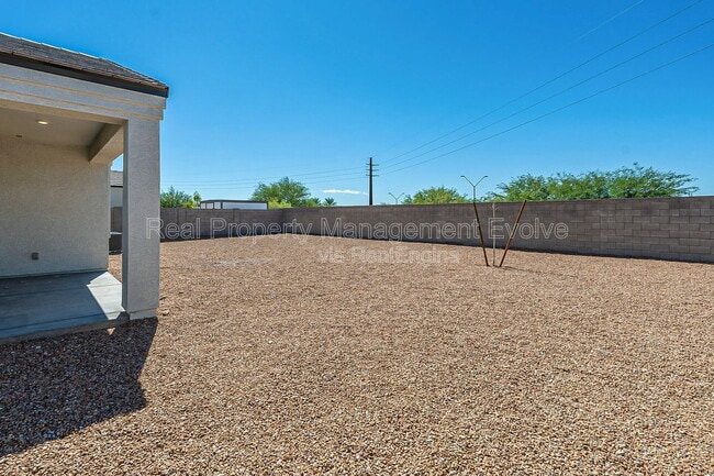 Building Photo - 3032 N 310th Ln