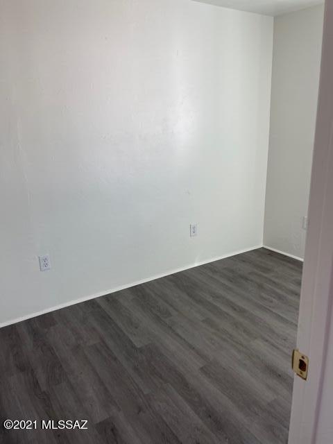 Building Photo - 804 E Elm St
