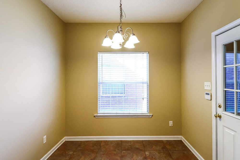 Building Photo - 10203 Sterling Ridge Dr