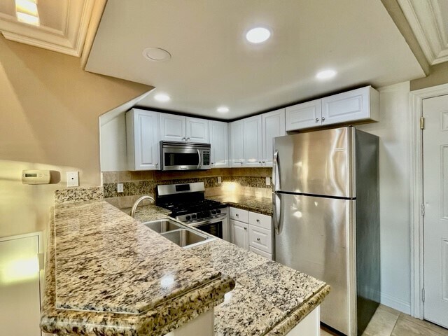 Building Photo - 1798 Pomona Ave