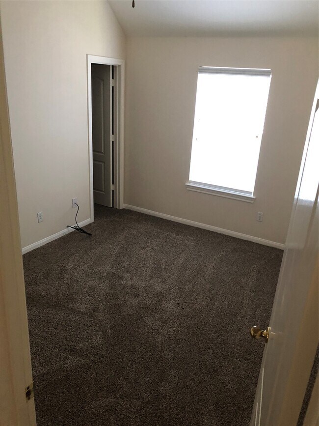 Building Photo - 1602 Candleston Ln