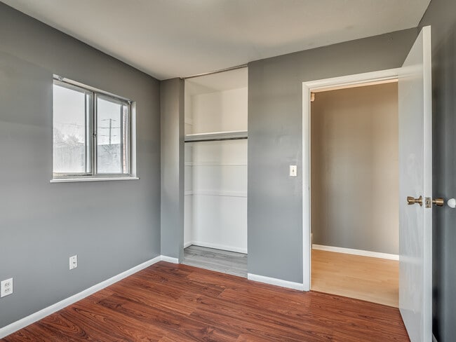 Building Photo - 2520 SW 68th St