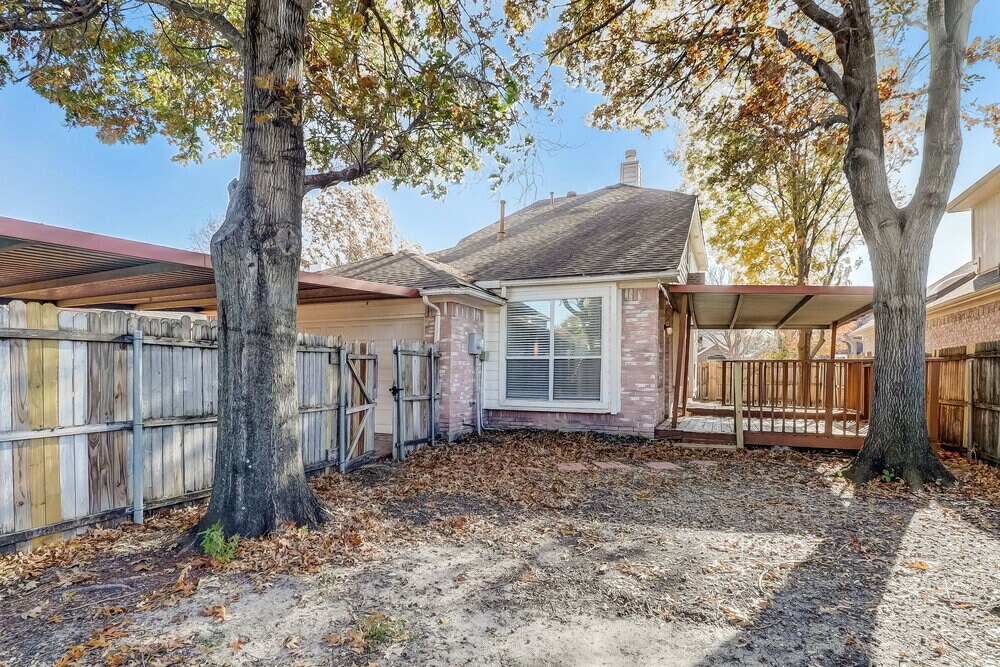 Building Photo - 1511 Springwood Dr