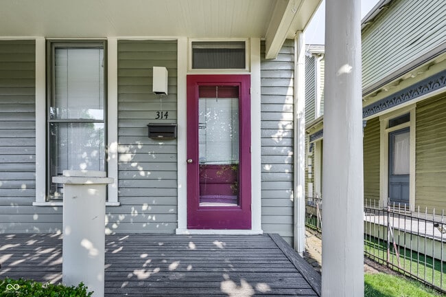 Building Photo - 314 N College Ave
