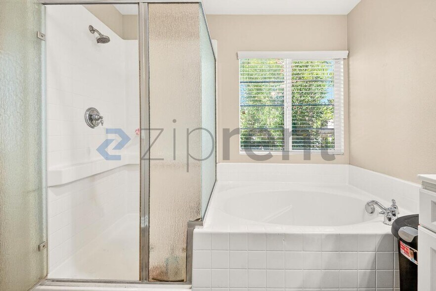 Building Photo - 19341 Opal Ln