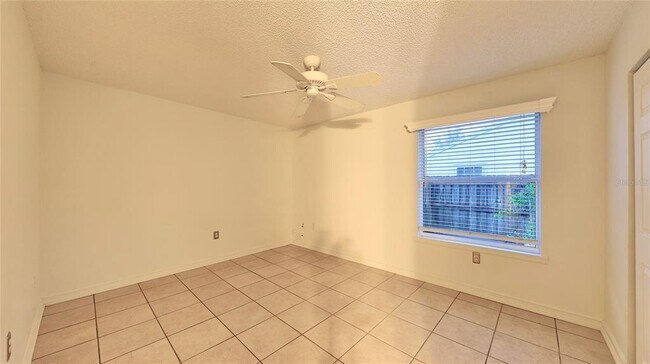 Building Photo - 3816 Pebble Ct