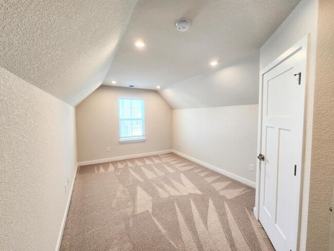 Building Photo - 257 Riley Wy