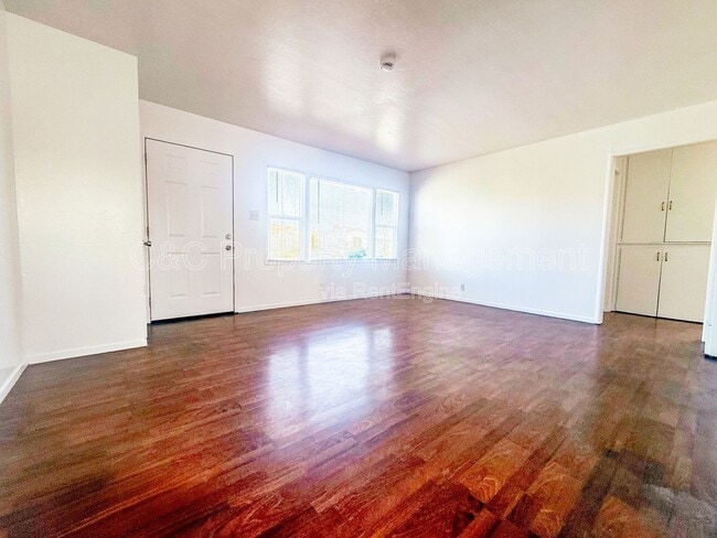 Building Photo - 109 Rochex Ave