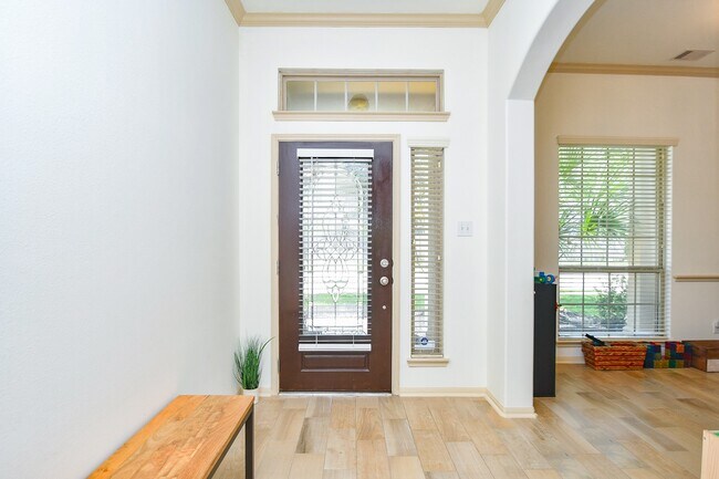 Building Photo - 16814 Ranger Ridge Dr