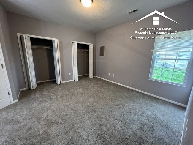 Building Photo - 1012 Boulder Ct