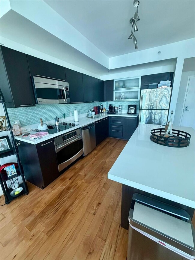 Building Photo - 90 SW 3rd St