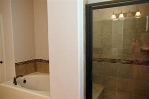 Building Photo - 28 W Oaks Dr