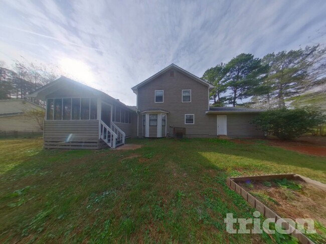 Building Photo - 20 Summerfield Ct