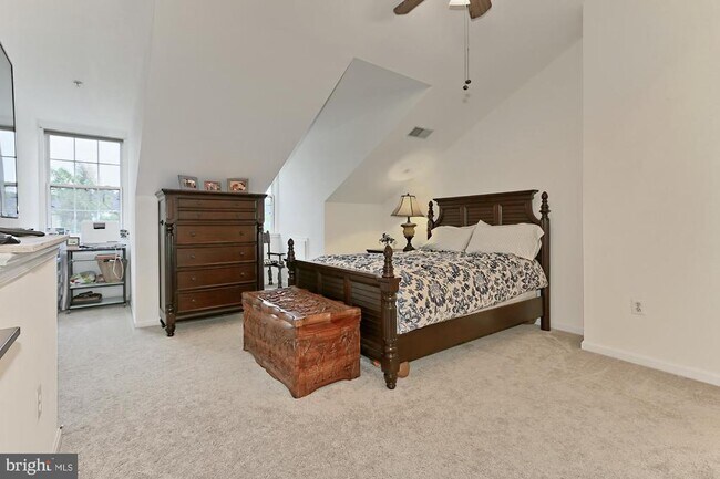 Building Photo - 265 Medlock Ln