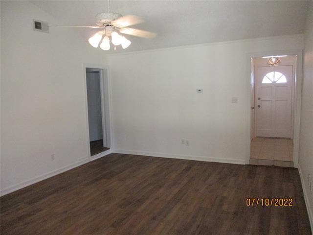 Building Photo - 609 Spring Garden Dr
