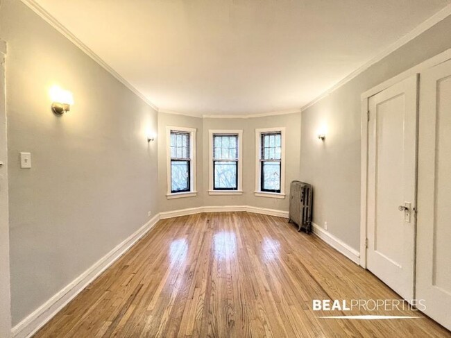 Primary Photo - 1 bedroom in CHICAGO IL 60625