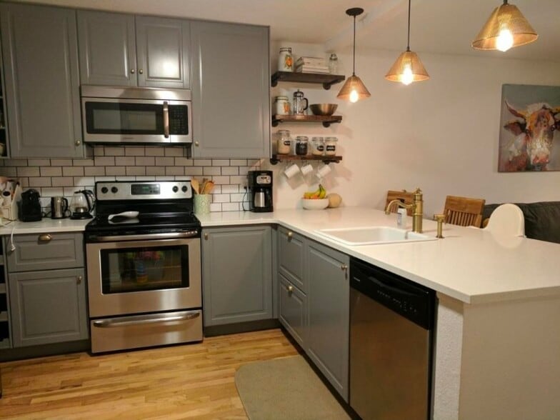 Building Photo - 6137 Sterne Cir