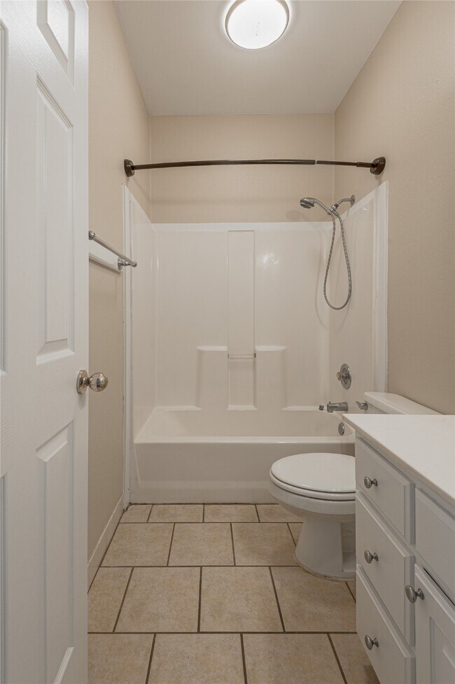 Building Photo - 1616 Avenue N