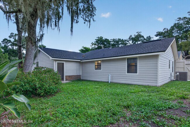 Building Photo - 12344 Cormorant Ct