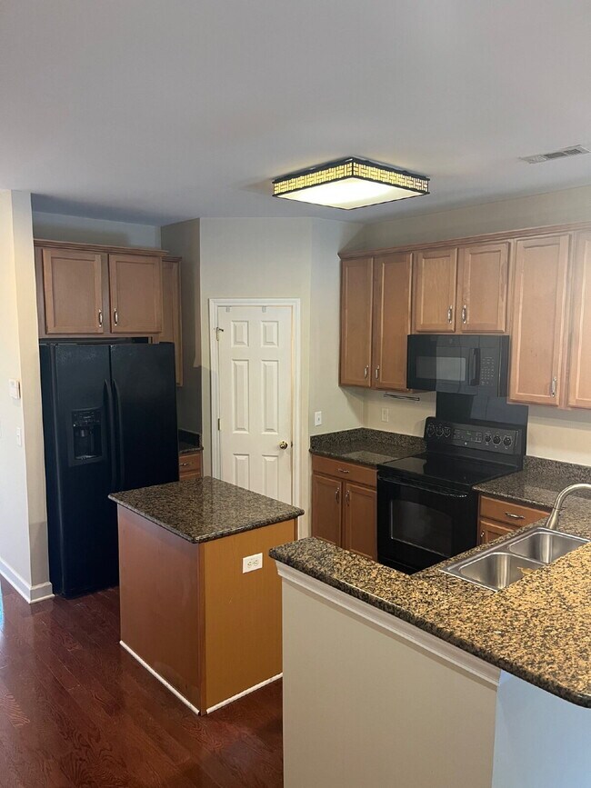 Building Photo - "Charming 3-Bed Home on Kemberton Court: Spacious Living with 2.5 Baths in Nolensville!" Communit...