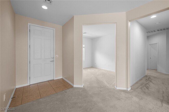 Building Photo - 2131 Waterton Rivers Dr