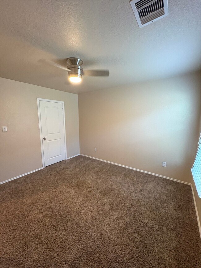 Building Photo - 9602 Paloma Creek Dr