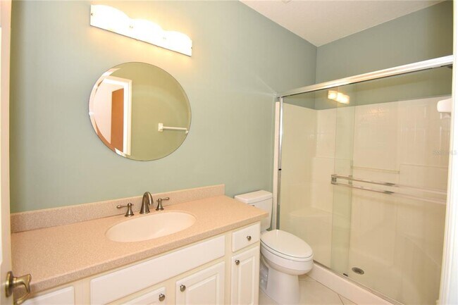 Building Photo - 11 Deerfield Ct